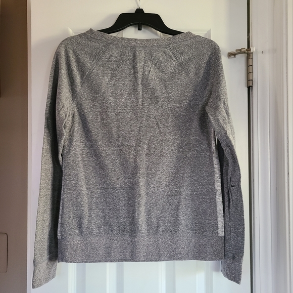 Xhilaration Sweatshirt - Picture 4 of 6